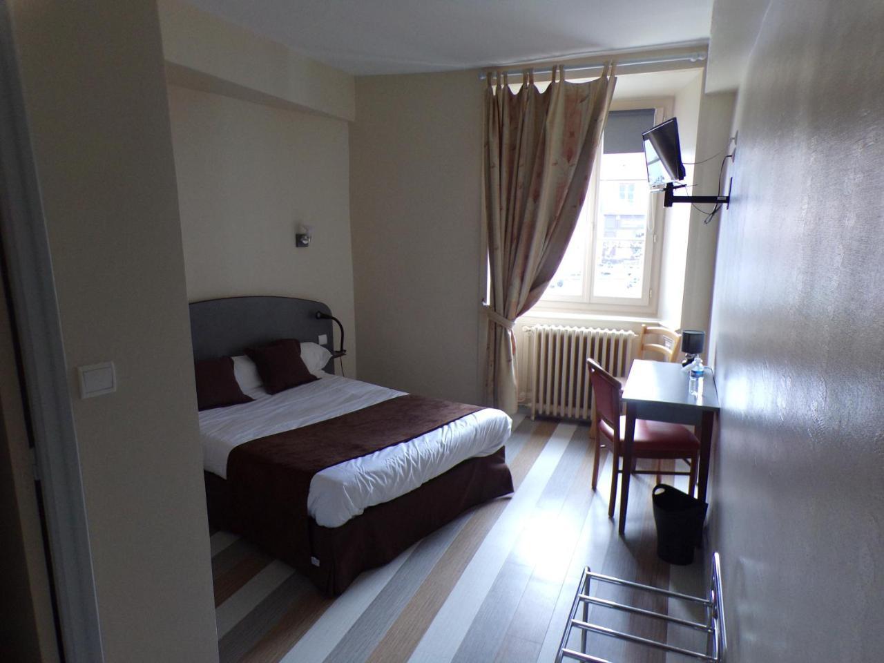 Logis Hotel De France Рошешуар Екстер'єр фото